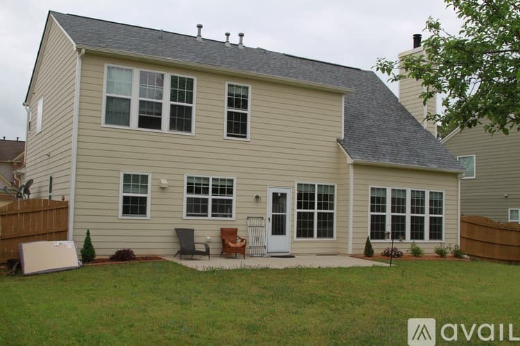 Suwanee House: 8230 Norwich Place