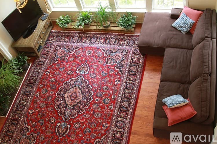 Suwanee House: 8230 Norwich Place