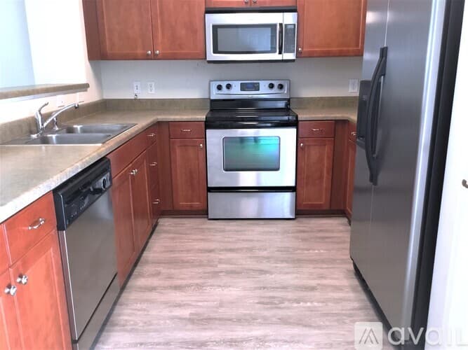 Pooler Townhome: 217 Durham Park Way