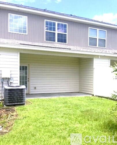 Pooler Townhome: 217 Durham Park Way