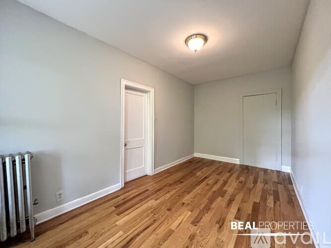 Chicago Apartment: 4614 N Paulina St