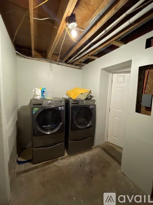 Baltimore Apartment: 802 North Broadway