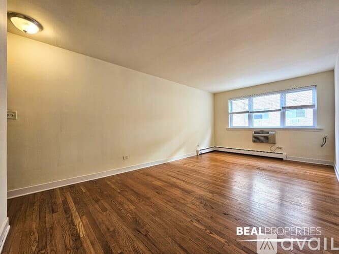 Chicago Apartment: 625 W Wrightwood Ave