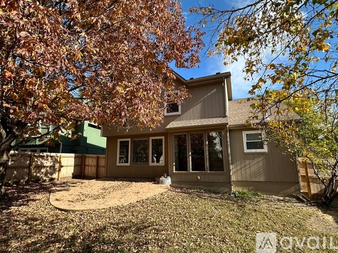 Shawnee House: 21623 West 53rd Street
