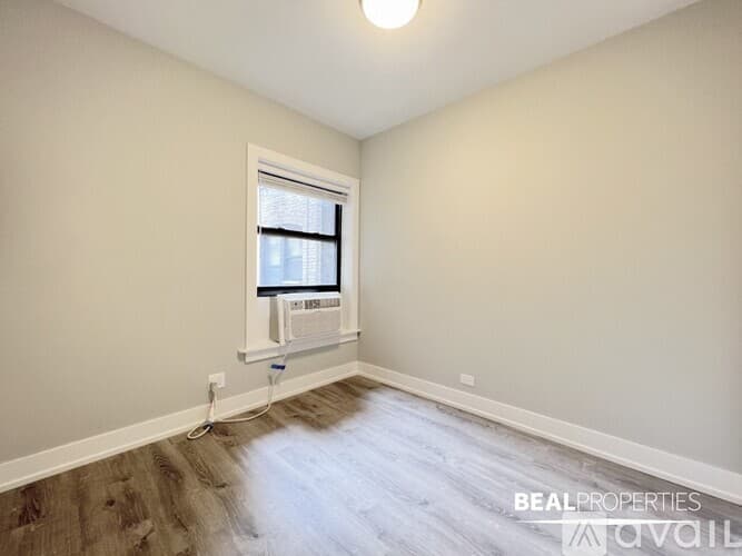 Chicago Apartment: 701 W Brompton Ave