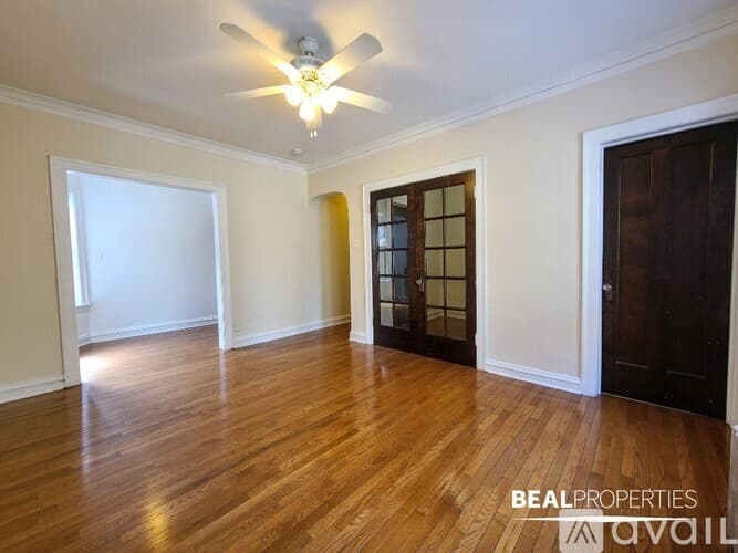 Chicago Apartment: 4641 N Paulina St