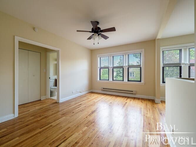 Chicago Apartment: 4737 N Hermitage Ave