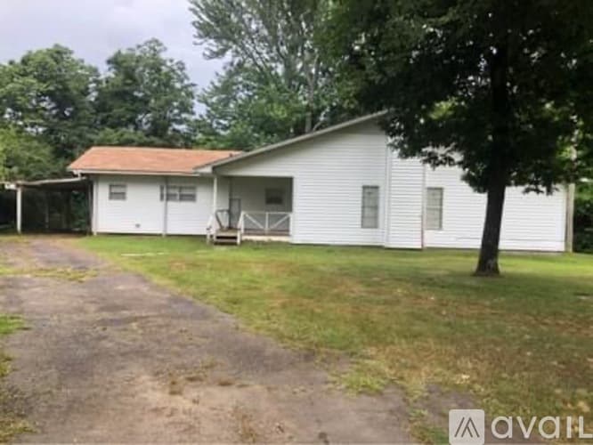 North Little Rock House: 31 Perin Rd