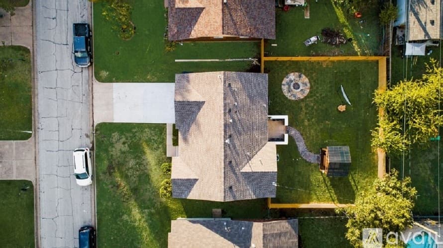 Arlington House: 1203 Andrews St