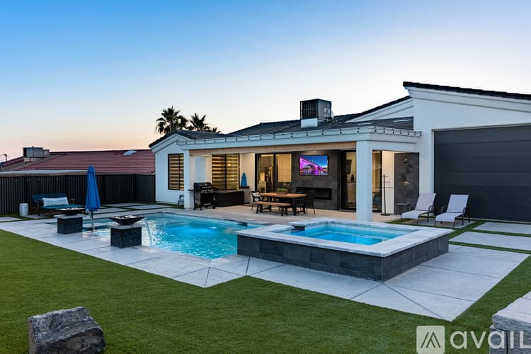 Lake Havasu City House: 3230 N Kiowa Blvd