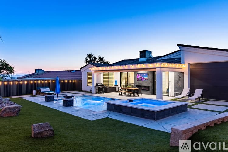 Lake Havasu City House: 3230 N Kiowa Blvd