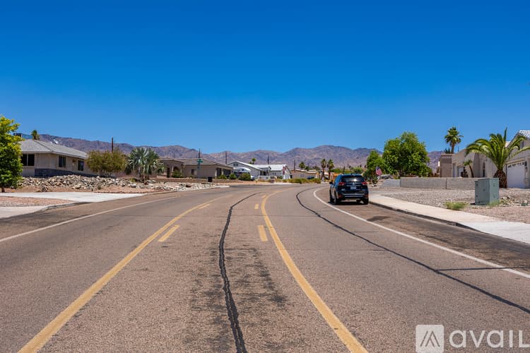 Lake Havasu City House: 3230 N Kiowa Blvd
