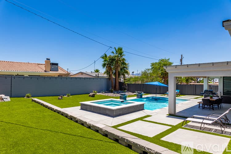 Lake Havasu City House: 3230 N Kiowa Blvd