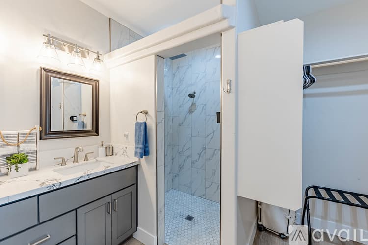 Lake Havasu City House: 3230 N Kiowa Blvd