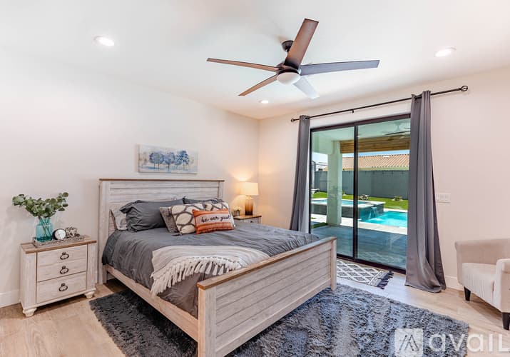 Lake Havasu City House: 3230 N Kiowa Blvd