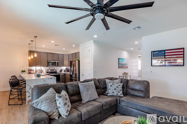 Lake Havasu City House: 3230 N Kiowa Blvd