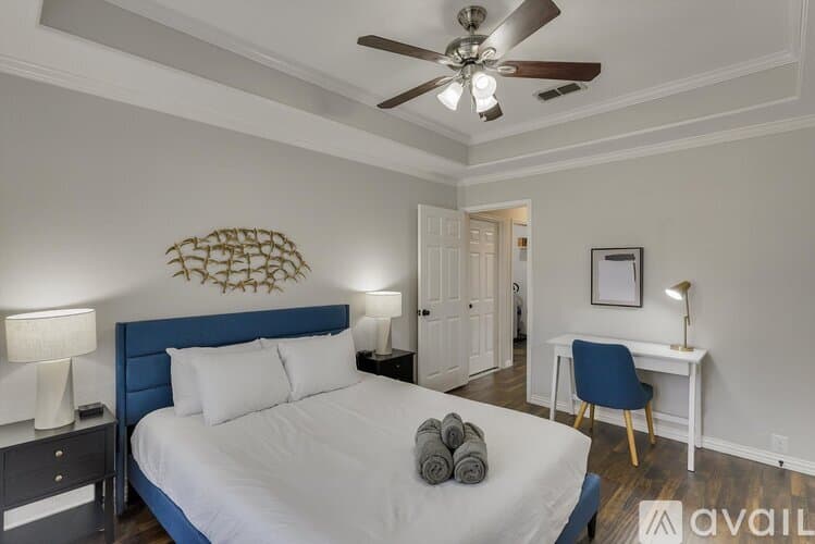 Grand Prairie House: 2313 Kingsley Dr