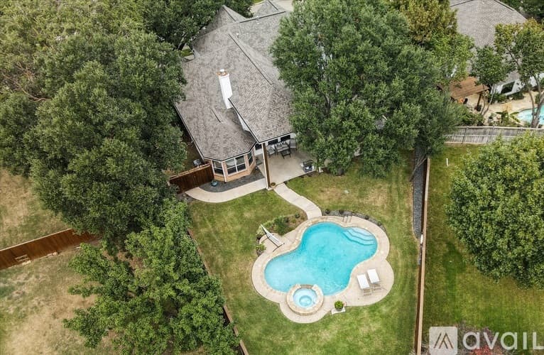 Grand Prairie House: 2313 Kingsley Dr