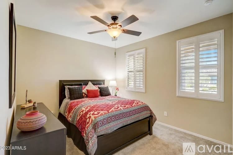 Buckeye House: 26781 W Oraibi Dr