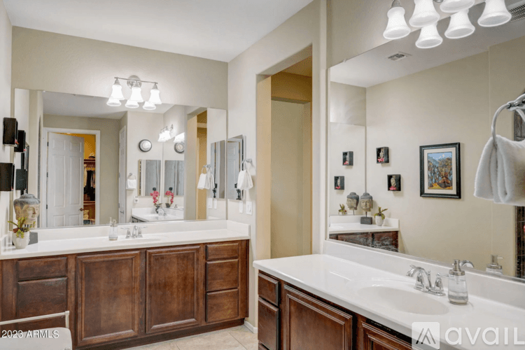 Buckeye House: 26781 W Oraibi Dr