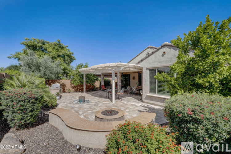 Buckeye House: 26781 W Oraibi Dr