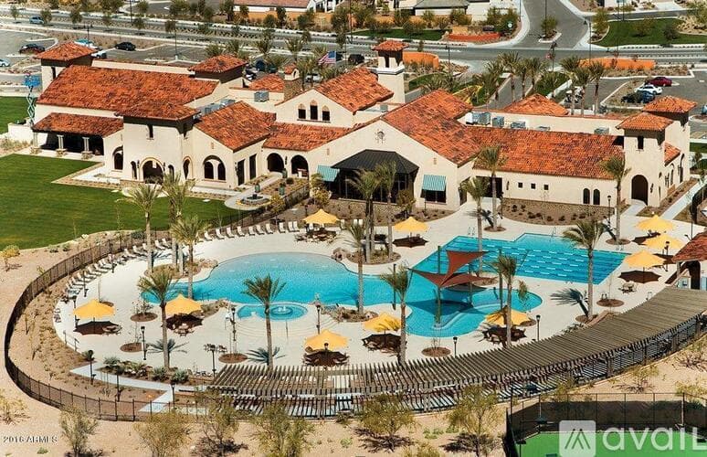 Buckeye House: 26781 W Oraibi Dr