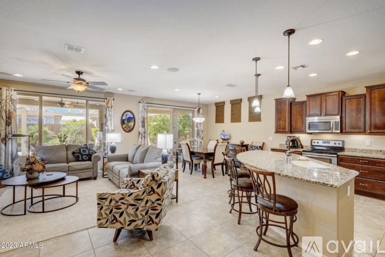 Buckeye House: 26781 W Oraibi Dr