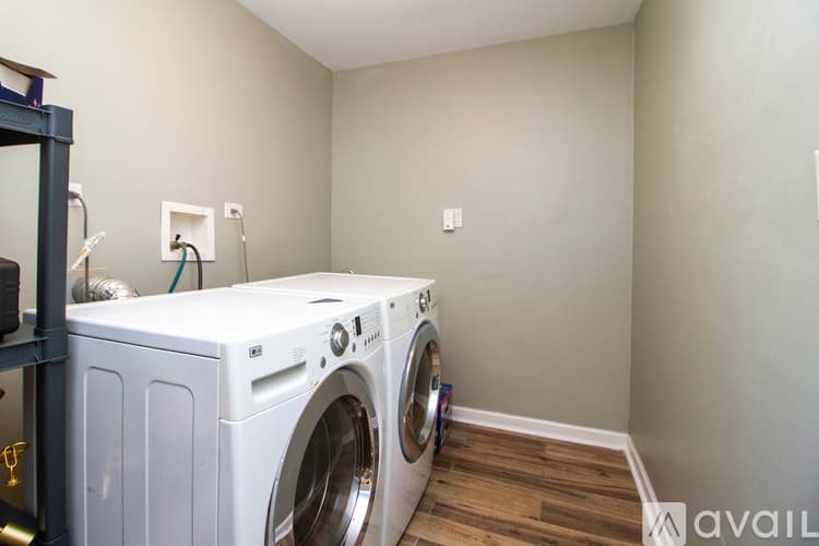 Orland Park House: 10240 Hawthorne Dr