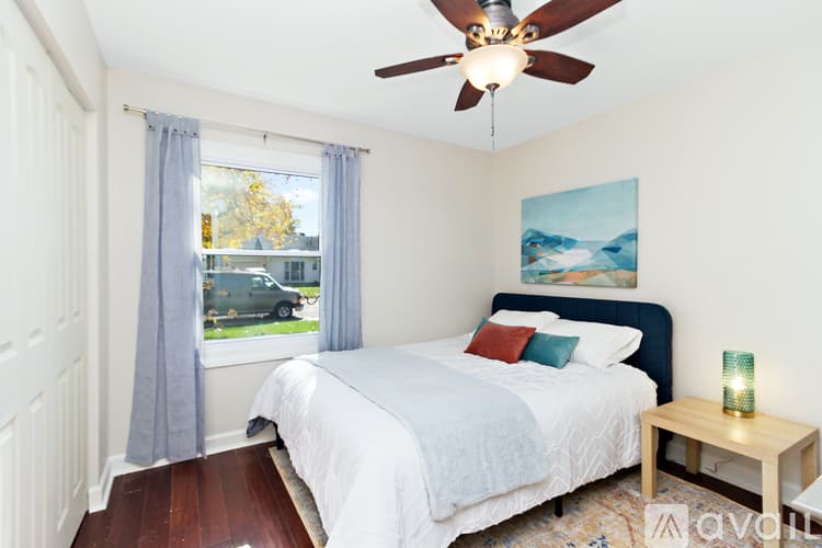 Orland Park House: 10240 Hawthorne Dr