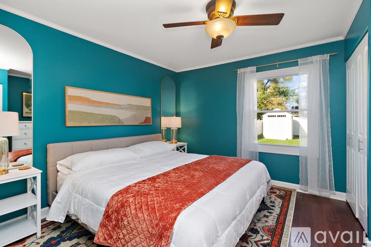 Orland Park House: 10240 Hawthorne Dr