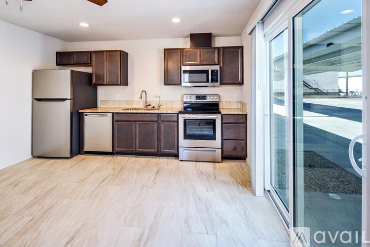 Lake Havasu City Apartment: 1880 Swanson Ave