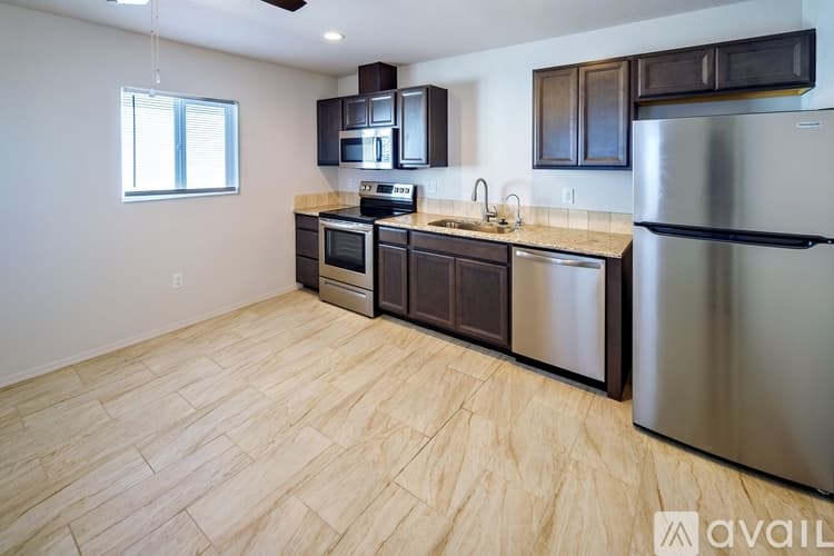 Lake Havasu City Apartment: 1880 Swanson Ave