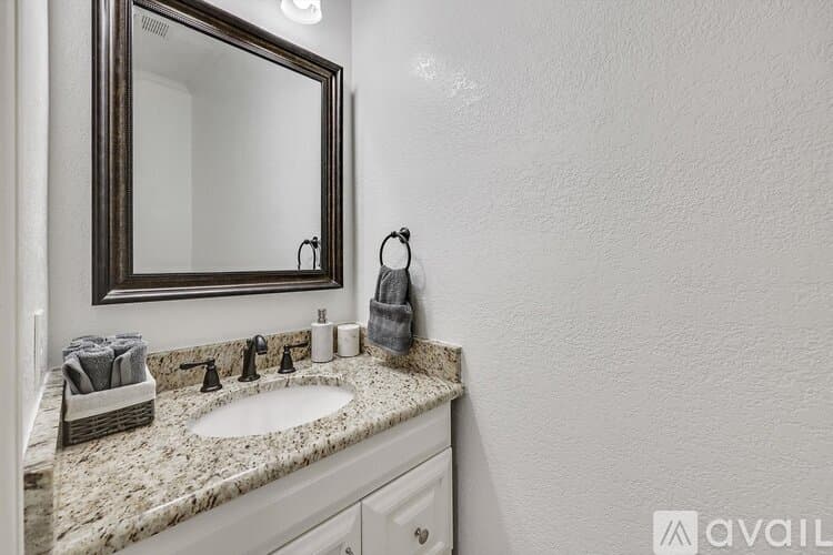 Flower Mound House: 2632 Skinner Dr