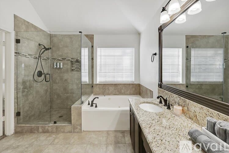 Flower Mound House: 2632 Skinner Dr