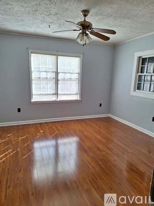 Marietta House: 1680 W Sandtown Rd SW