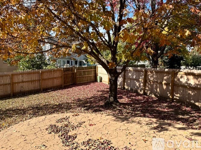 Shawnee House: 21623 West 53rd Street