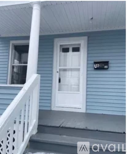 Torrington Apartment: 56 Beechwood Avenue