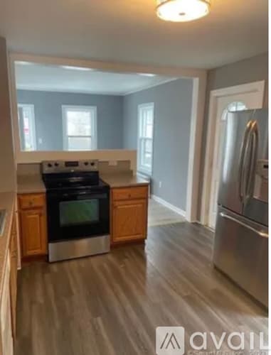 Torrington Apartment: 56 Beechwood Avenue
