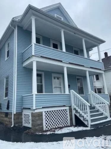 Torrington Apartment: 56 Beechwood Avenue