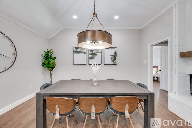 North Richland Hills House: 7512 Brentwood Ct