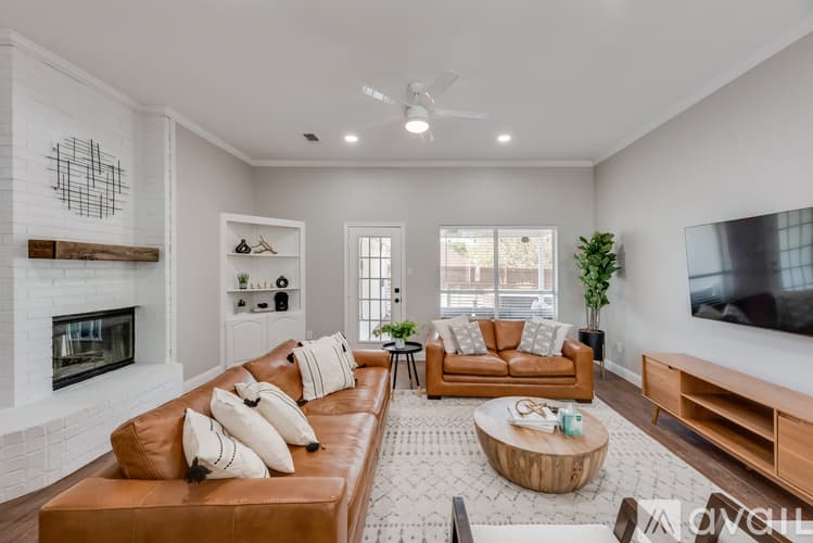 North Richland Hills House: 7512 Brentwood Ct