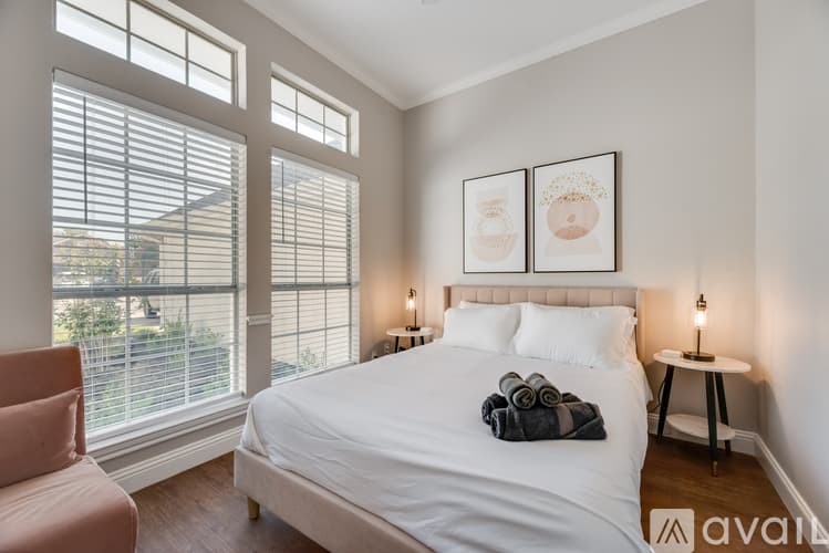 North Richland Hills House: 7512 Brentwood Ct