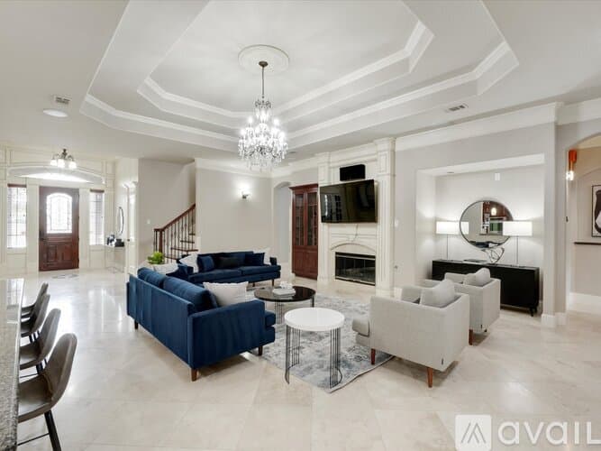 Kennedale House: 621 Wildcat Way
