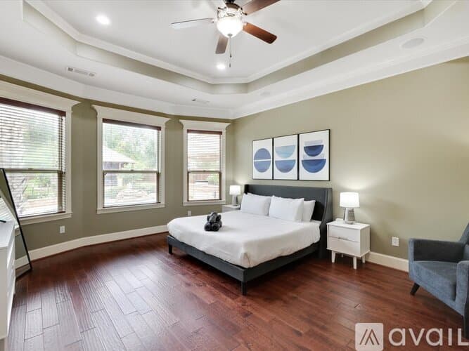 Kennedale House: 621 Wildcat Way