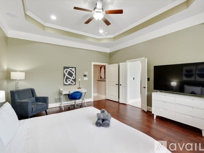 Kennedale House: 621 Wildcat Way