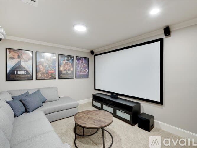 Kennedale House: 621 Wildcat Way