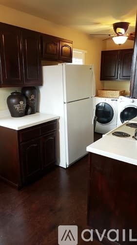 Cody House: 1401 Salsbury Avenue