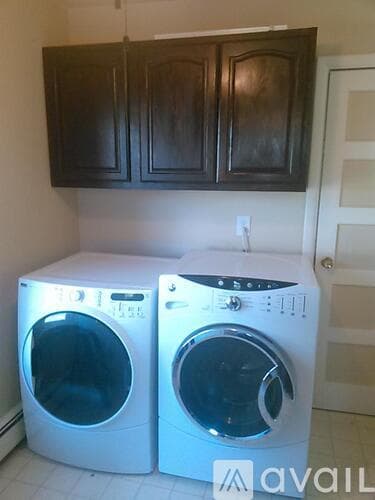 Cody House: 1401 Salsbury Avenue