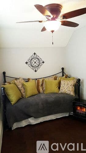 Cody House: 1401 Salsbury Avenue
