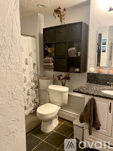 Salisbury Condo: 7 Shea St